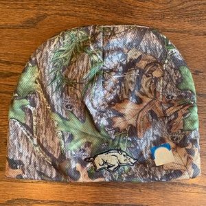 Camouflage Men’s Beanie - Razorback Emblem